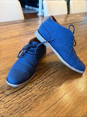 Kenneth Cole Kids Blue Canvas Dress Shoes